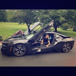 Meet your Posher, Lily